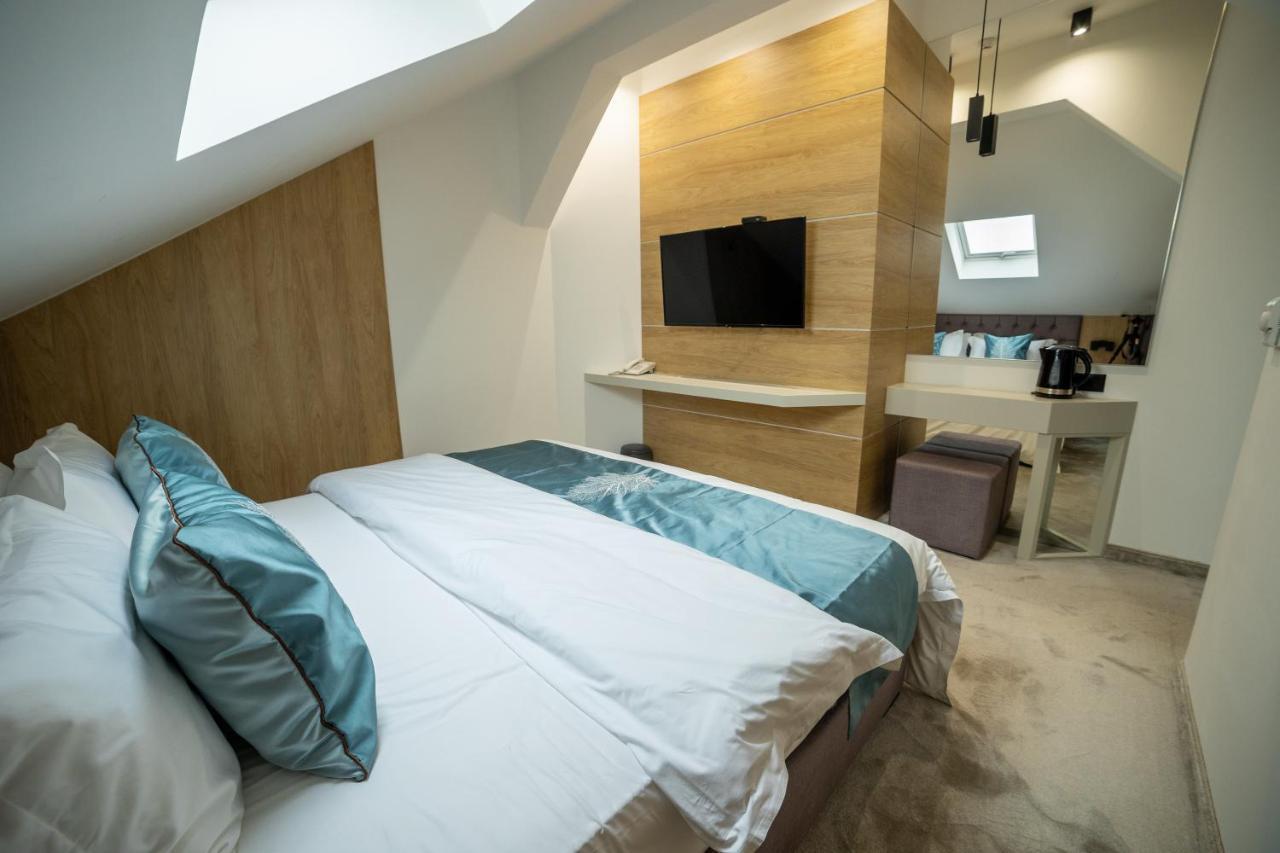 Apartmanski Smestaj King Bo Nis Ngoại thất bức ảnh