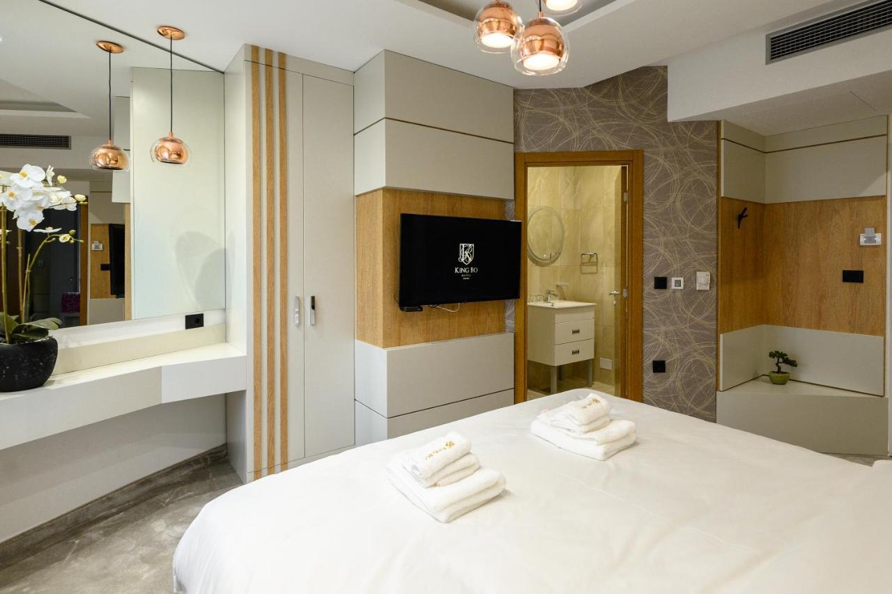 Apartmanski Smestaj King Bo Nis Ngoại thất bức ảnh