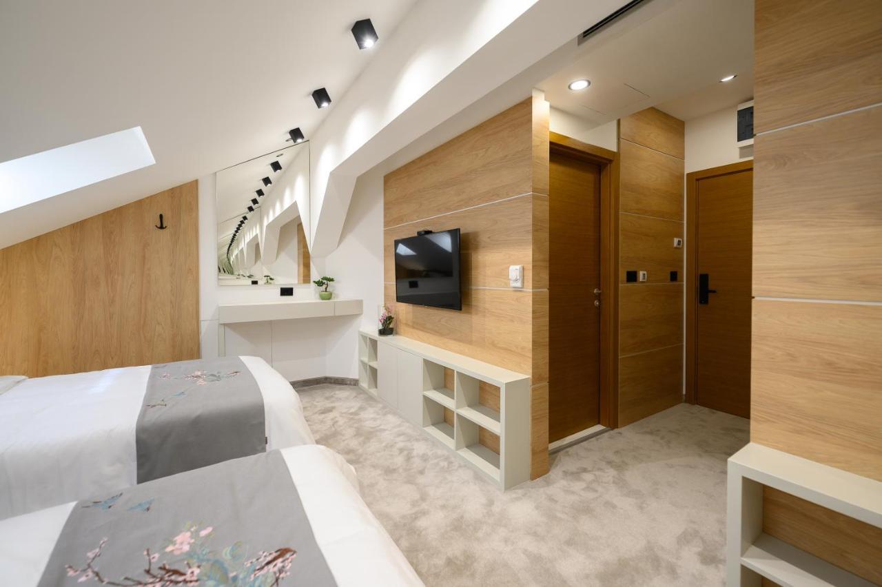 Apartmanski Smestaj King Bo Nis Ngoại thất bức ảnh