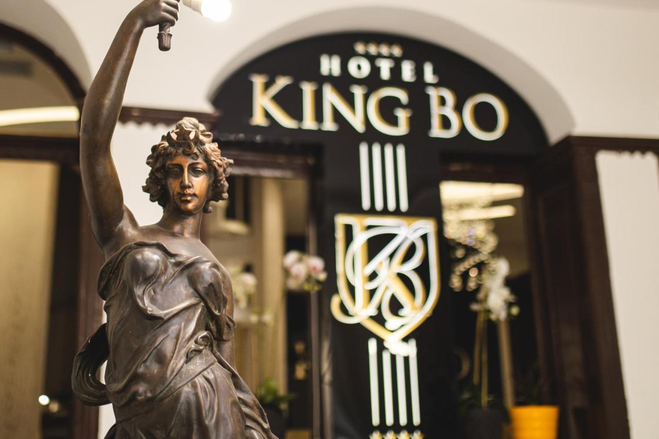 Apartmanski Smestaj King Bo Nis Ngoại thất bức ảnh