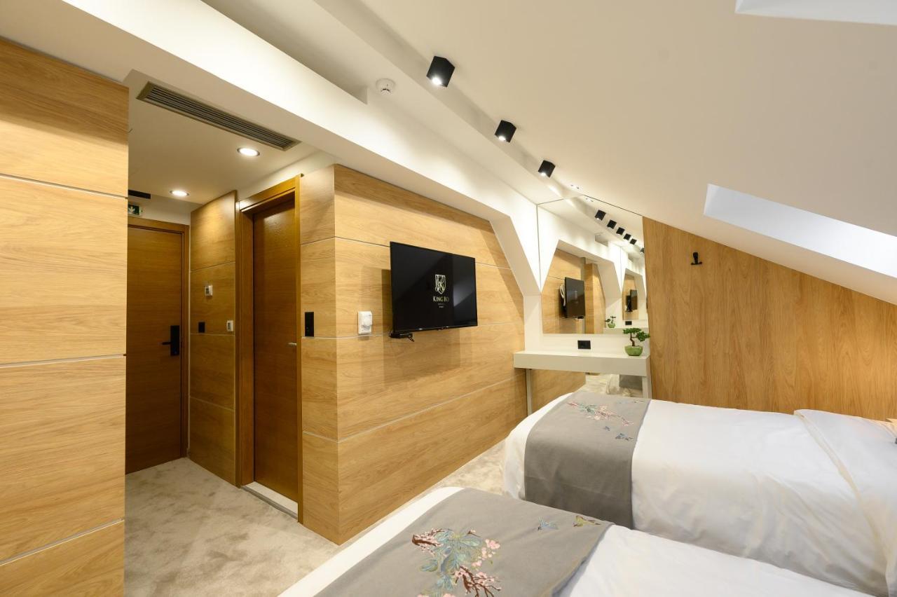 Apartmanski Smestaj King Bo Nis Ngoại thất bức ảnh